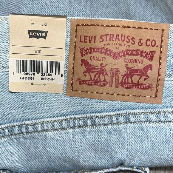 Levi’s Icon Mid Rise Skirt In Light Blue - Picture 5 of 7